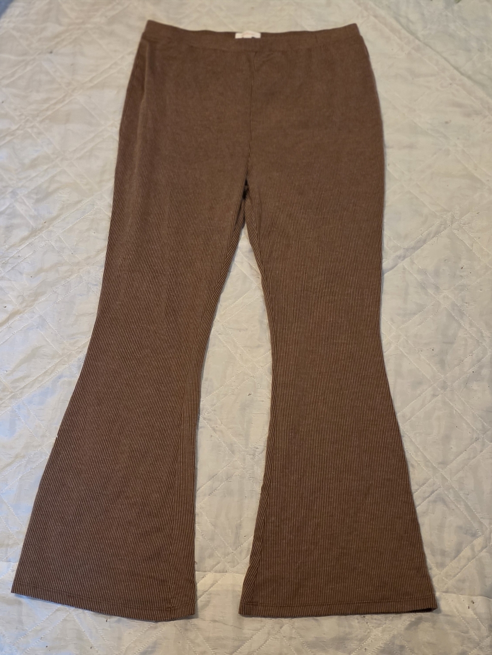 Colsie Ribbed Knit Flare Pants in Brown